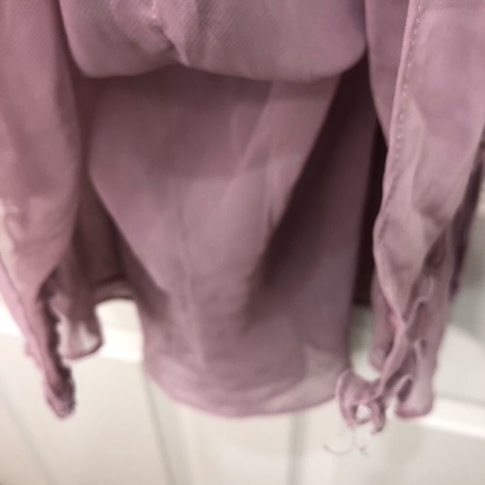 Sensara dusty pink sheer tank blouse with adjustable straps, size medium - Picture 12 of 14